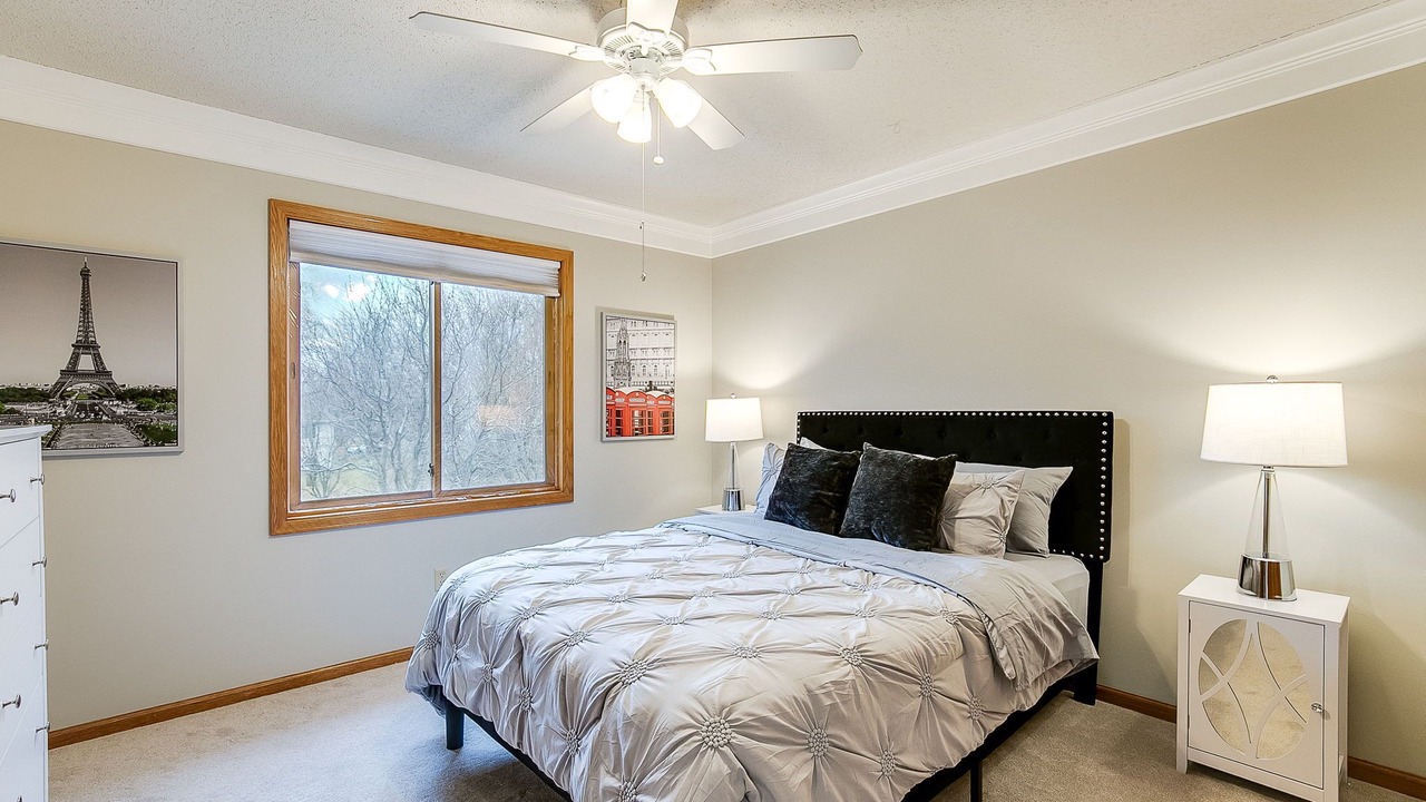 Photo of Bedroom in Maple Grove