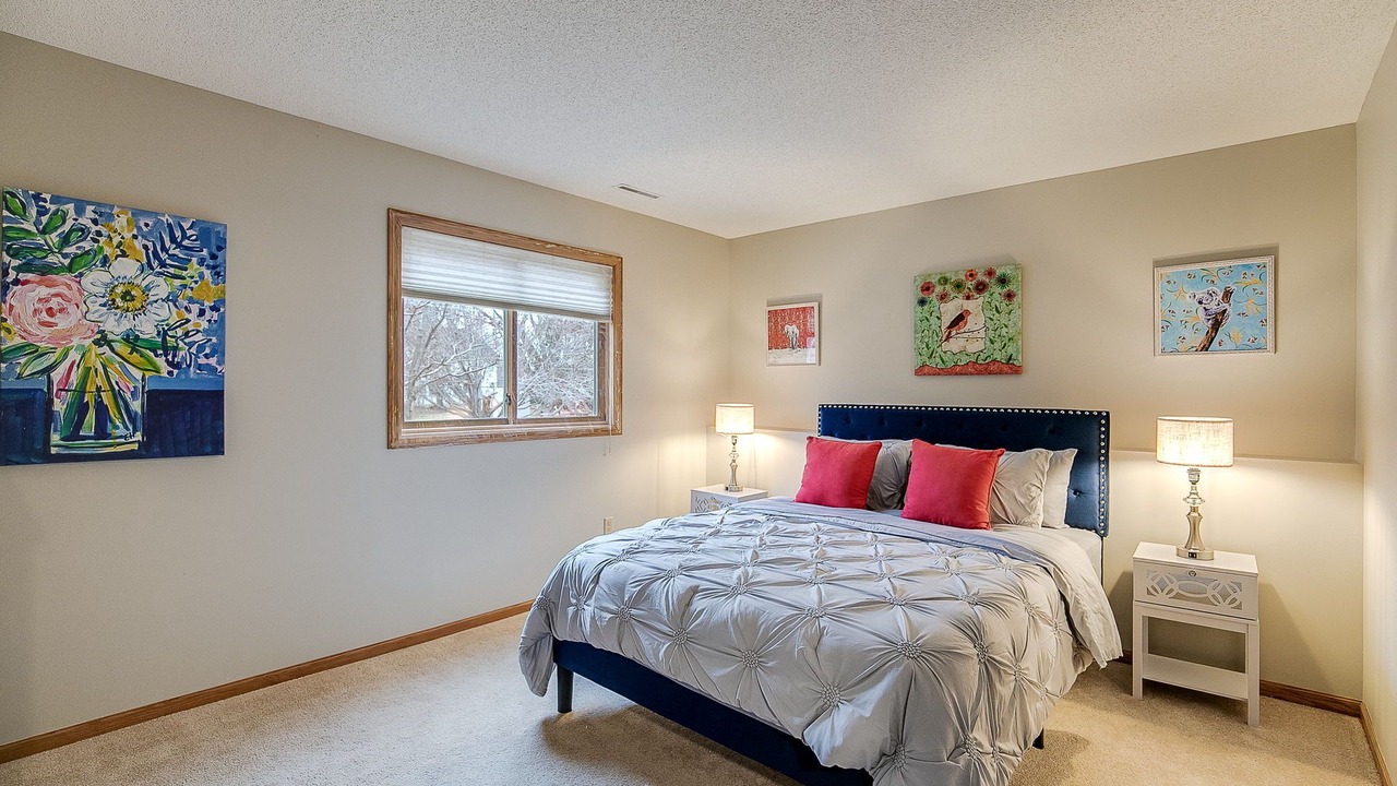 Photo of Bedroom in Maple Grove