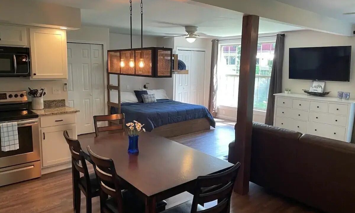 Photo of Bedroom in Findley Lake