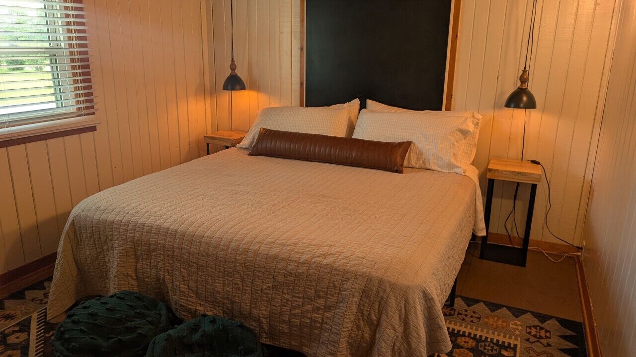 Photo of Bedroom in Cedar Falls