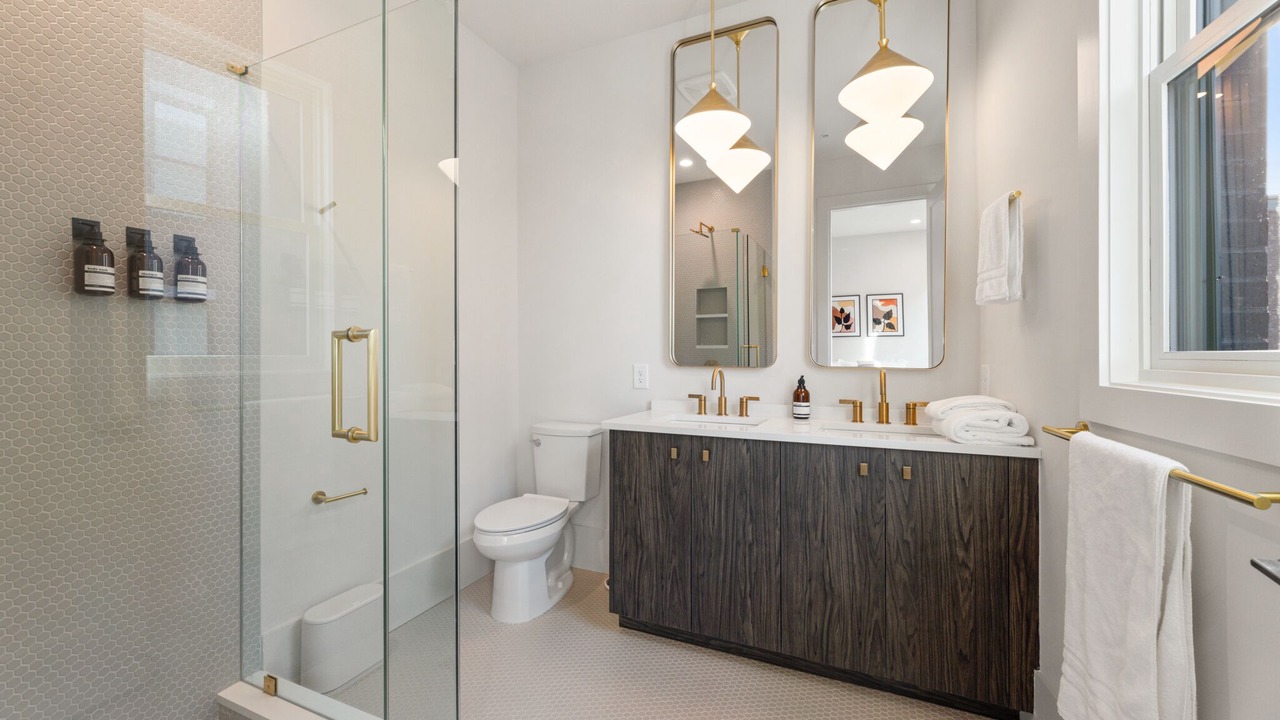 Photo of Bathroom in Chattahoochee Hills