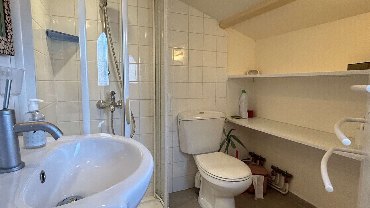Photo of Bathroom in La Gueriniere