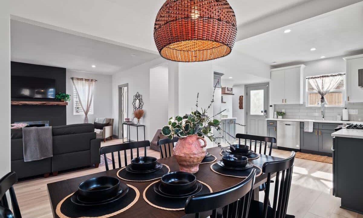 Photo of Bedroom in Firestone Park