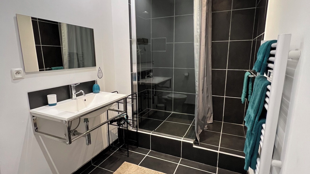 Photo of Bathroom in Gastes