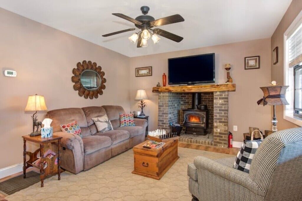 Photo of Livingroom in Tazewell