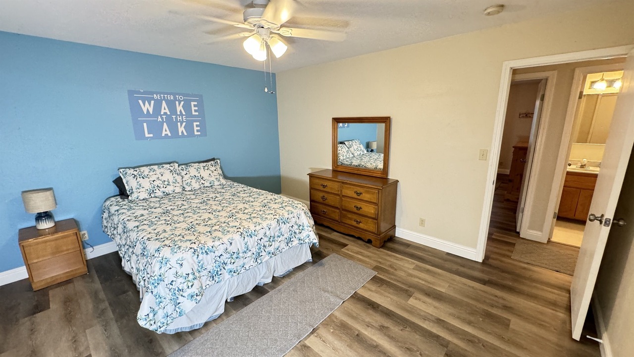 Photo of Bedroom in Lakehead