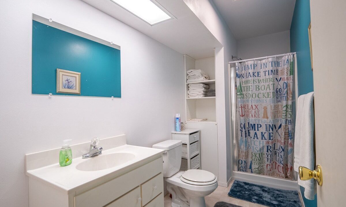 Photo of Bathroom in Lakehead