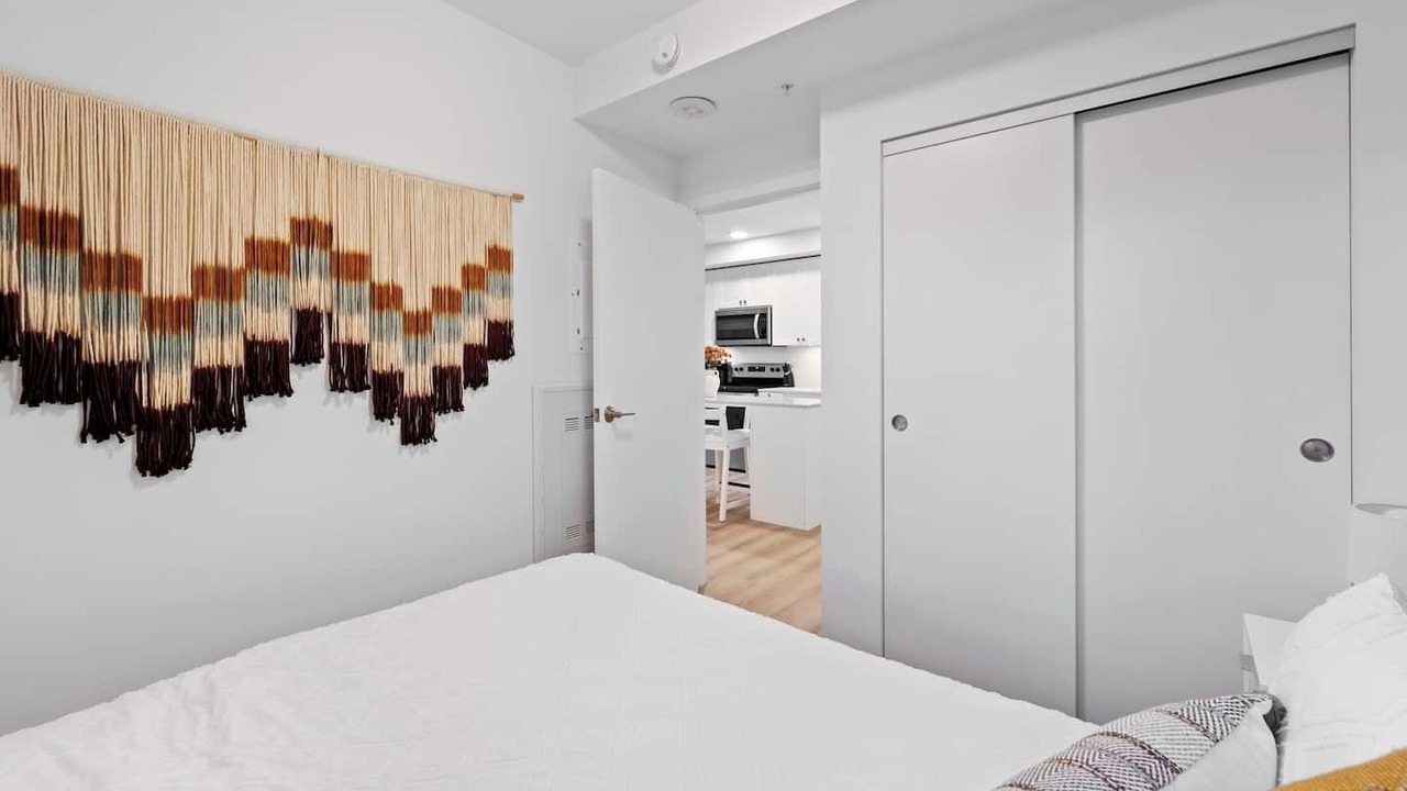 Photo of Bedroom in Crescent Heights