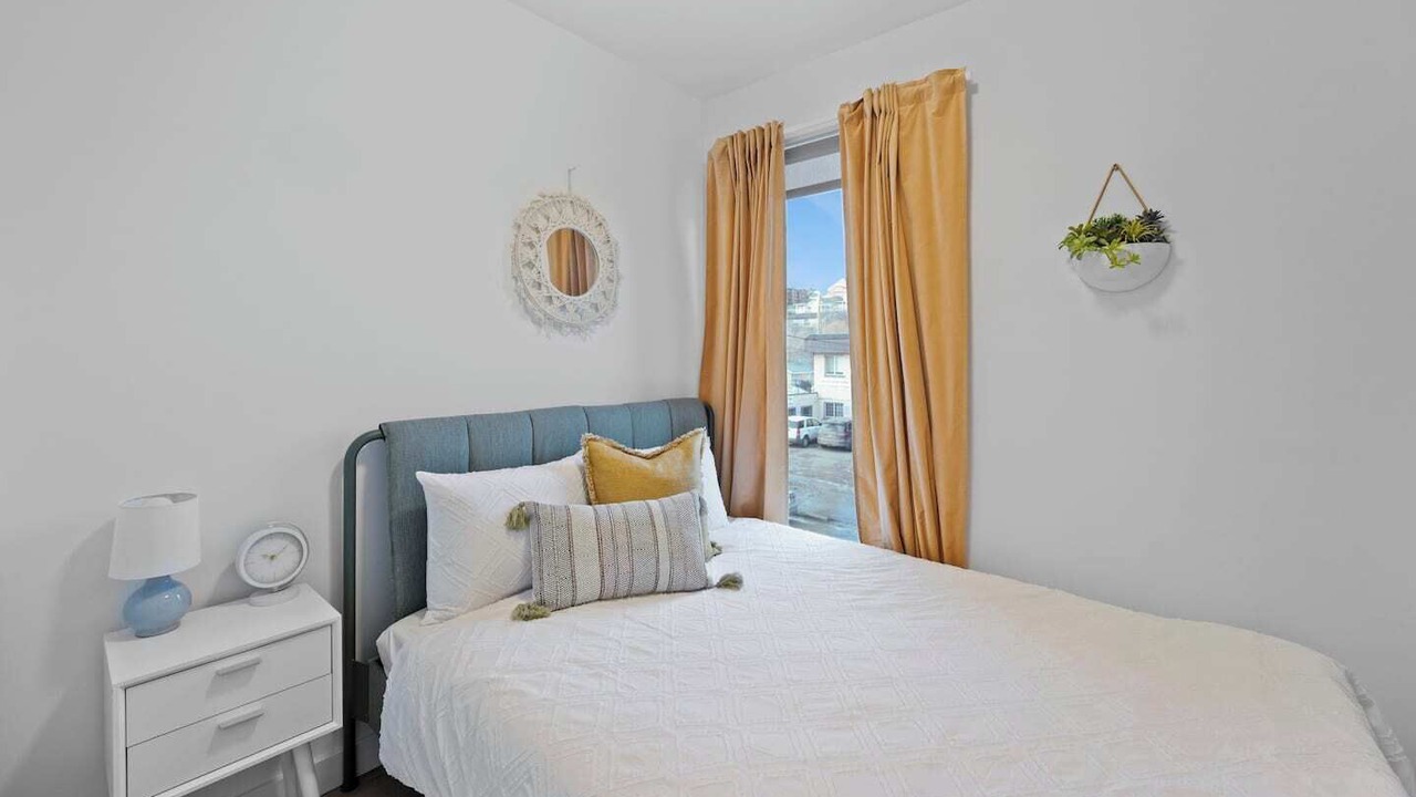 Photo of Bedroom in Crescent Heights
