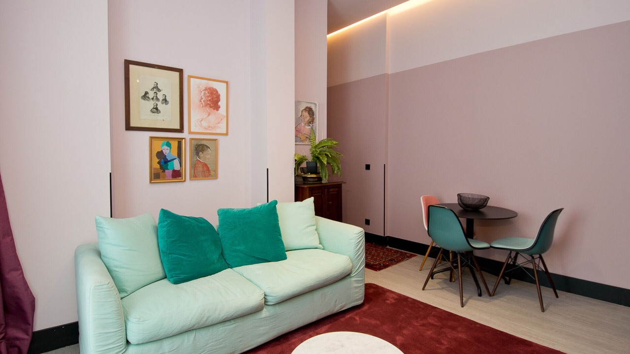 Photo of Livingroom in Literary Quarter