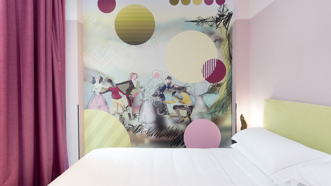 Photo of Bedroom in Literary Quarter