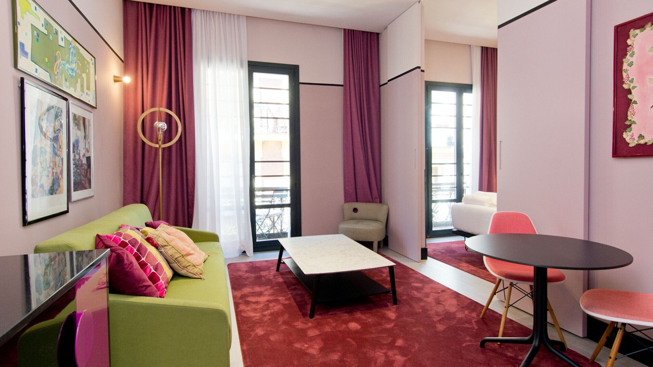 Photo of Livingroom in Literary Quarter