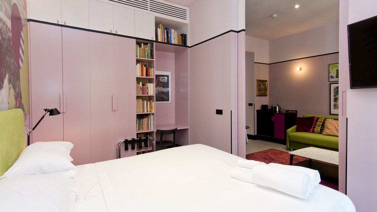 Photo of Bedroom in Literary Quarter
