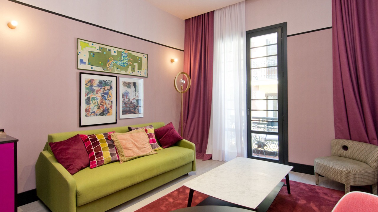 Photo of Livingroom in Literary Quarter