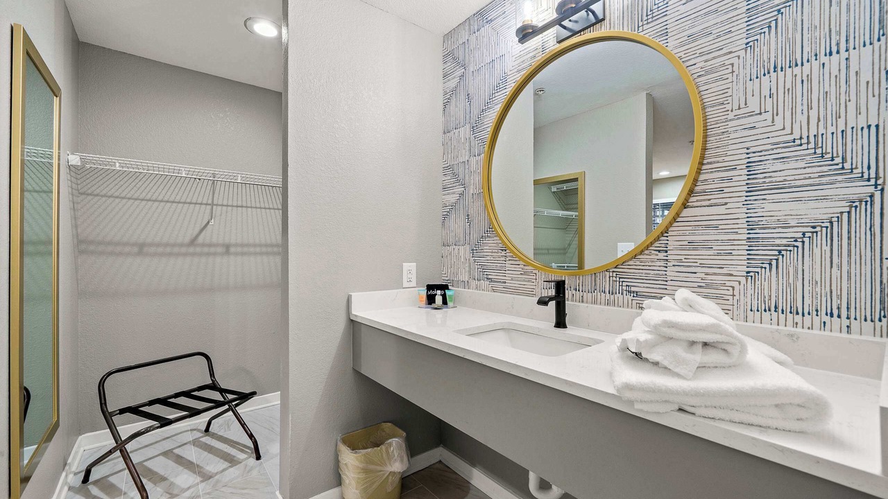 Photo of Bathroom in Garden Hills