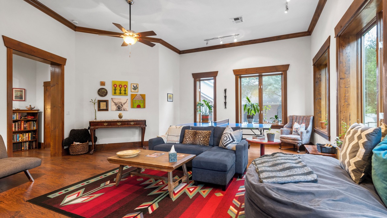 Photo of Livingroom in Austin
