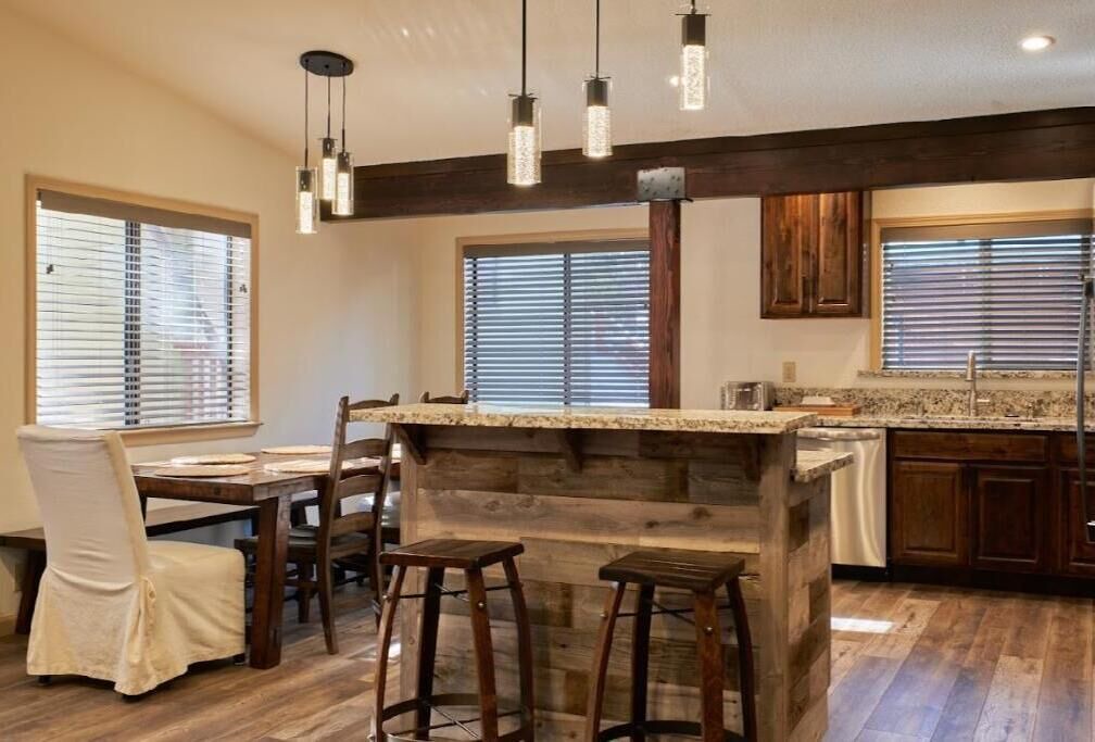 Photo of Others in Kingswood Estates