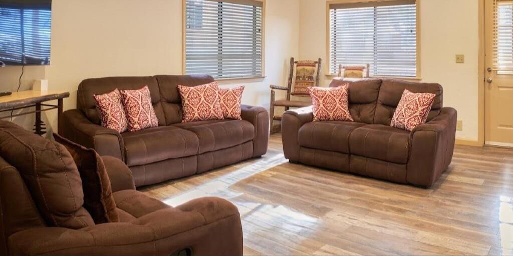 Photo of Livingroom in Kingswood Estates