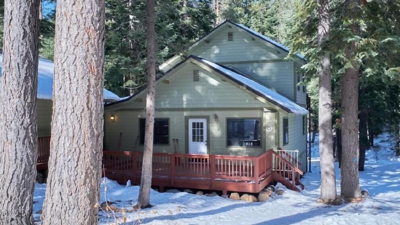 Photo of Outdoor in Kingswood Estates
