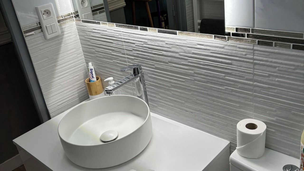 Photo of Bathroom in Arts-et-Metiers