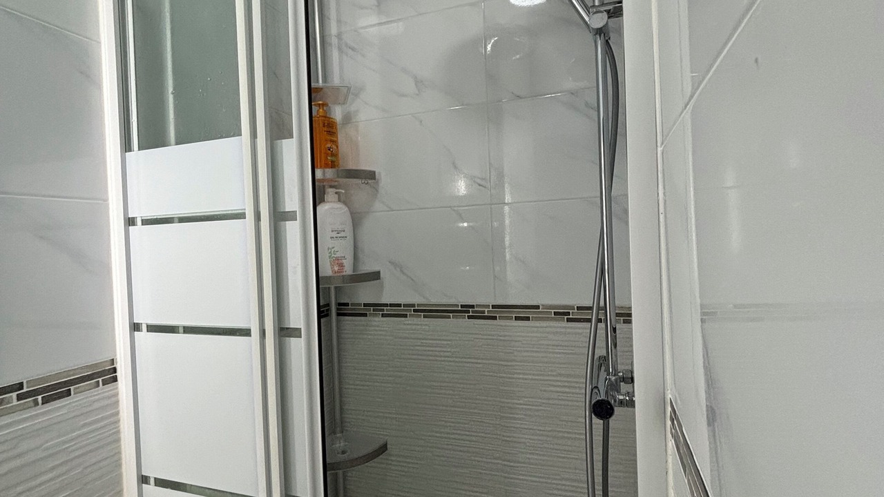 Photo of Bathroom in Arts-et-Metiers