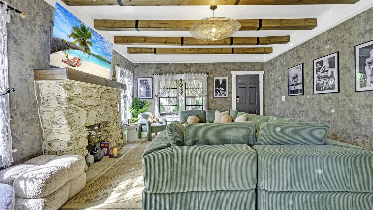 Photo of Livingroom in East Little Havana