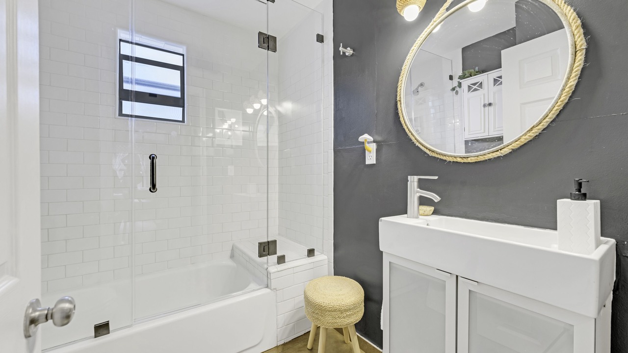 Photo of Bathroom in East Little Havana