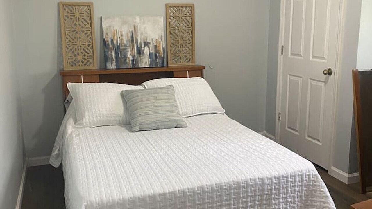 Photo of Bedroom in La Follette