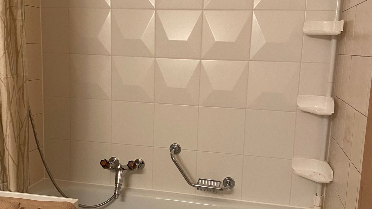 Photo of Bathroom in Leysin