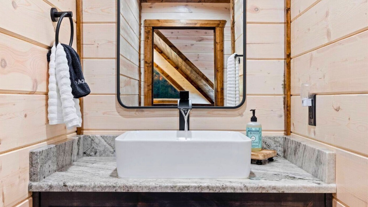 Photo of Bathroom in Pickens