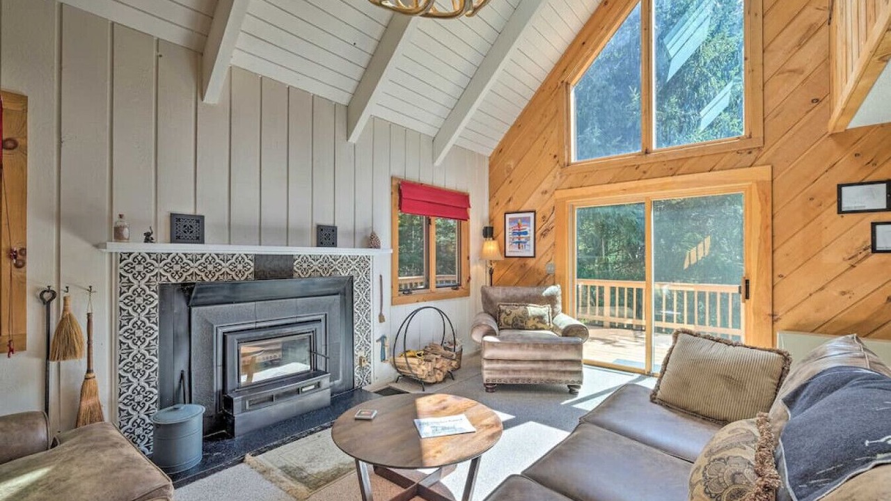 Photo of Livingroom in West Dover