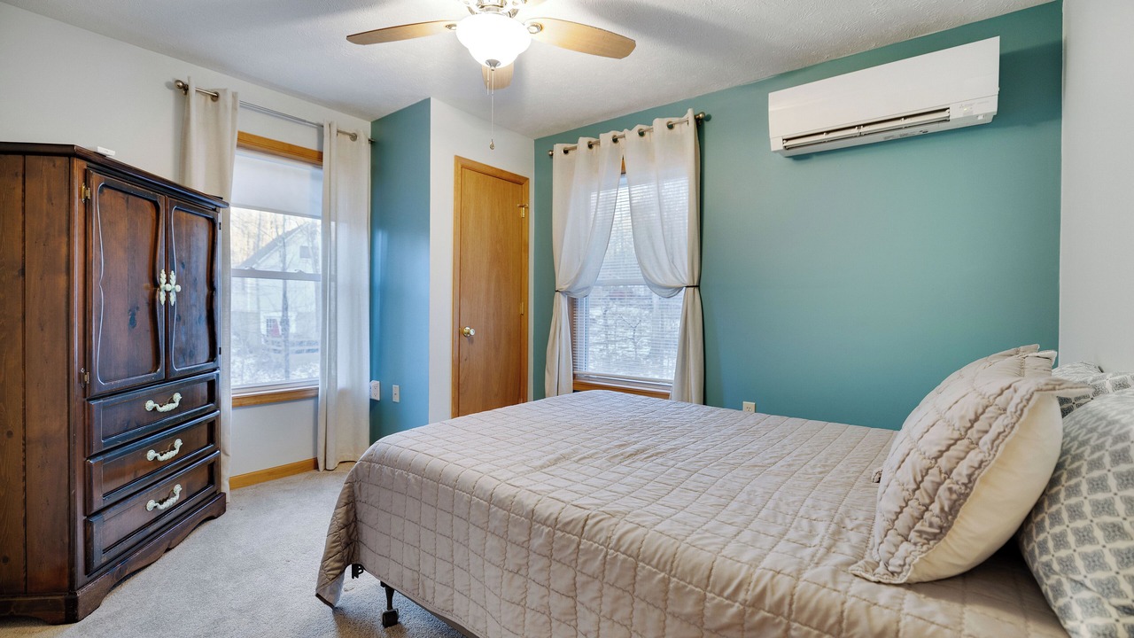 Photo of Others in Thornhurst