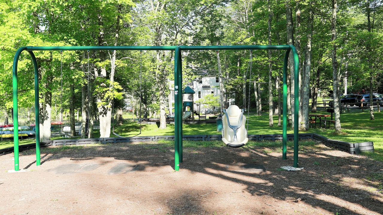 Photo of Others in Thornhurst