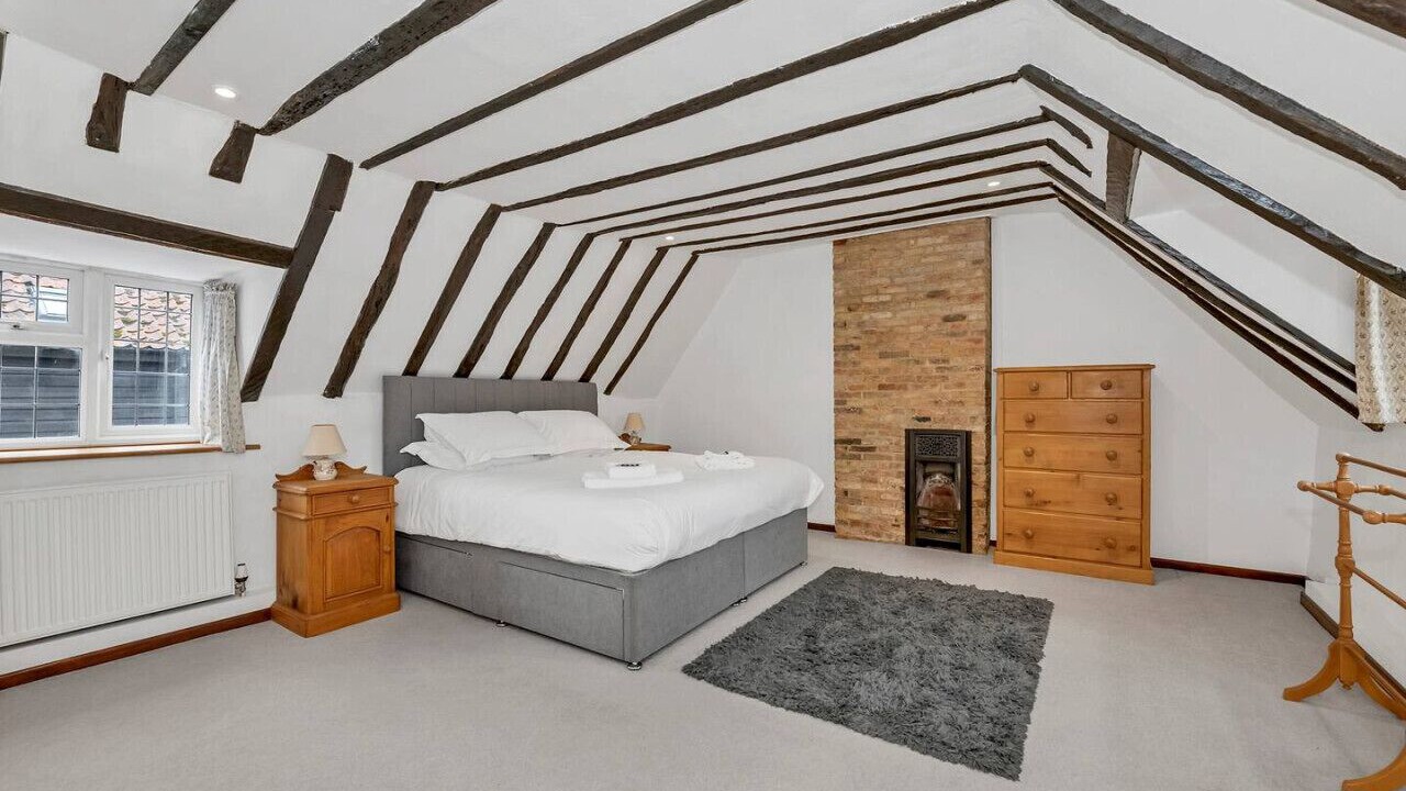 Photo of Bedroom in Barton Mills