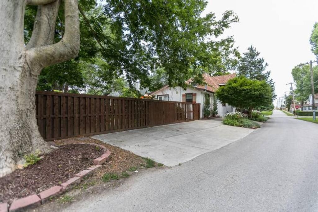 Photo of Outdoor in Springfield