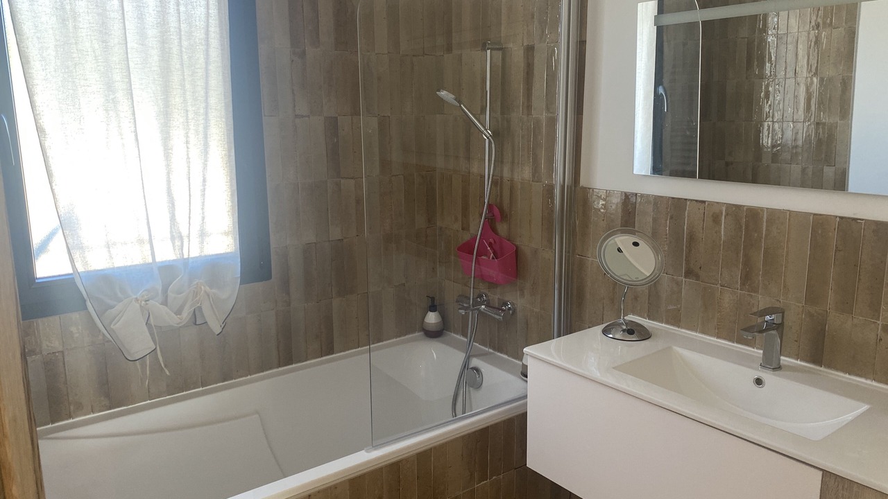 Photo of Bathroom in Maillane