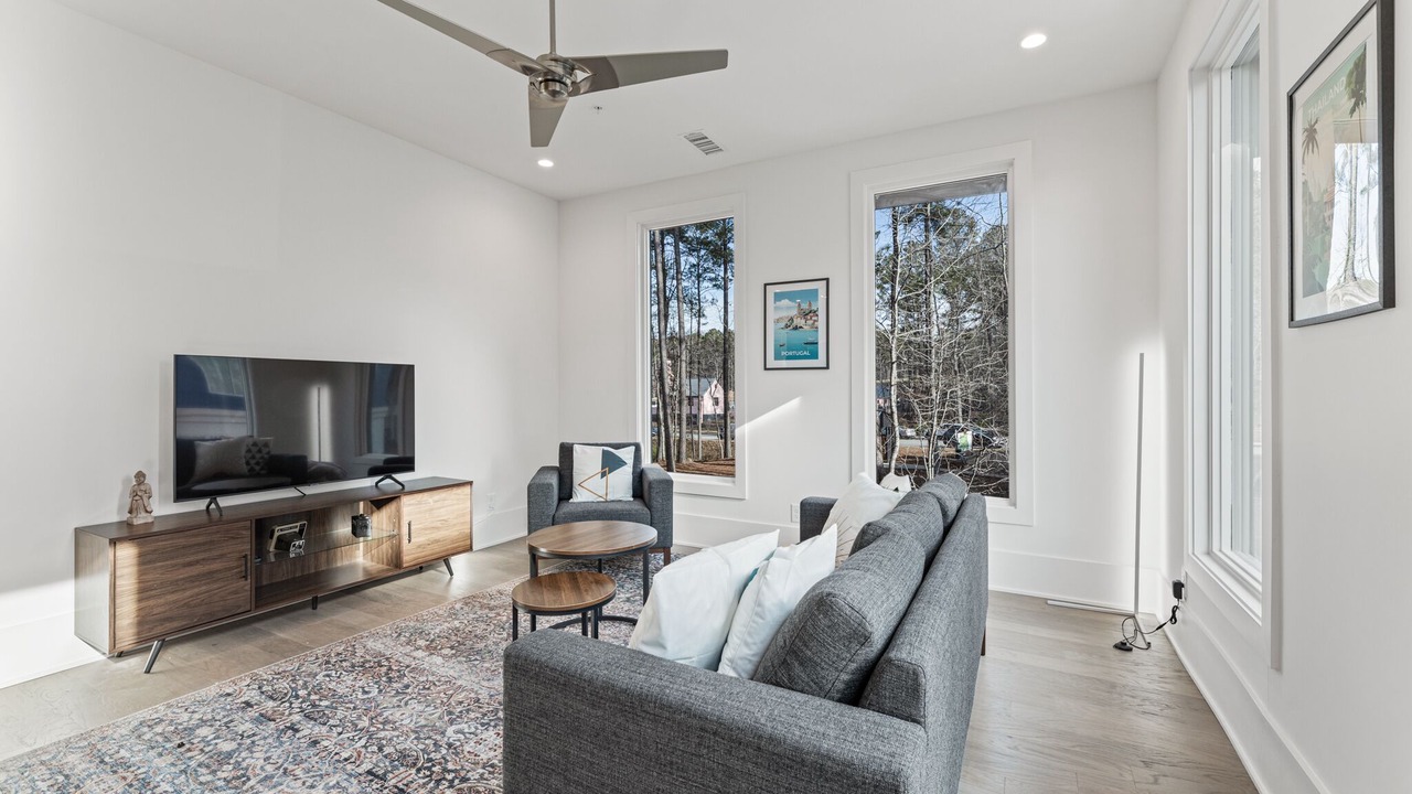 Photo of Livingroom in Chattahoochee Hills