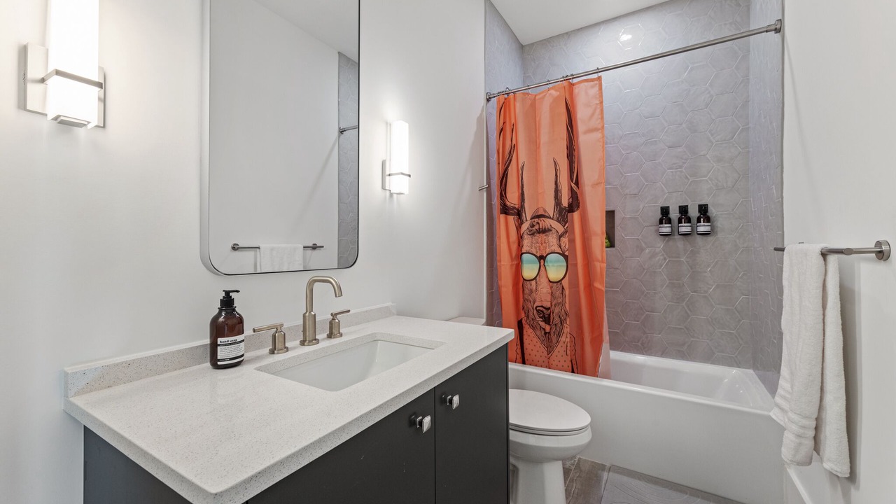 Photo of Bathroom in Chattahoochee Hills