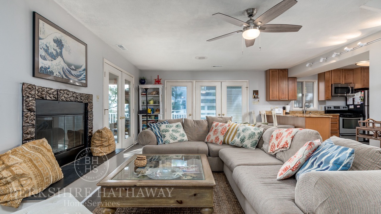 Photo of Livingroom in Broadkill Beach