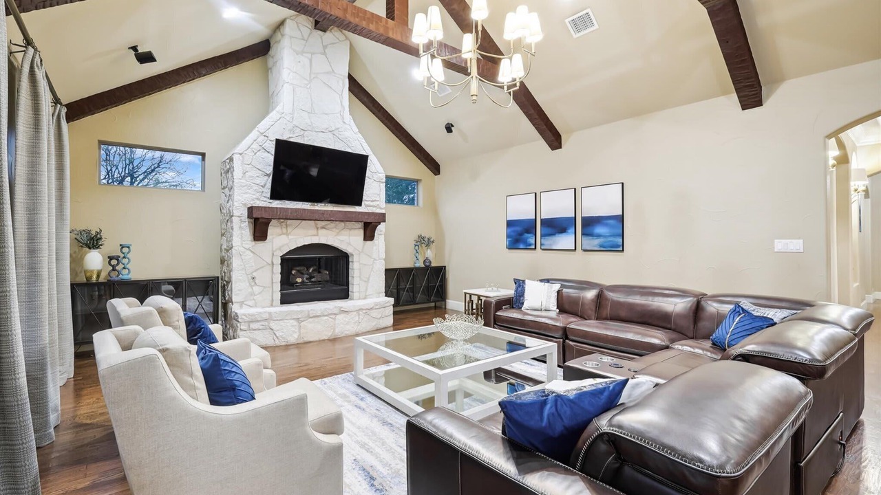 Photo of Livingroom in Wylie