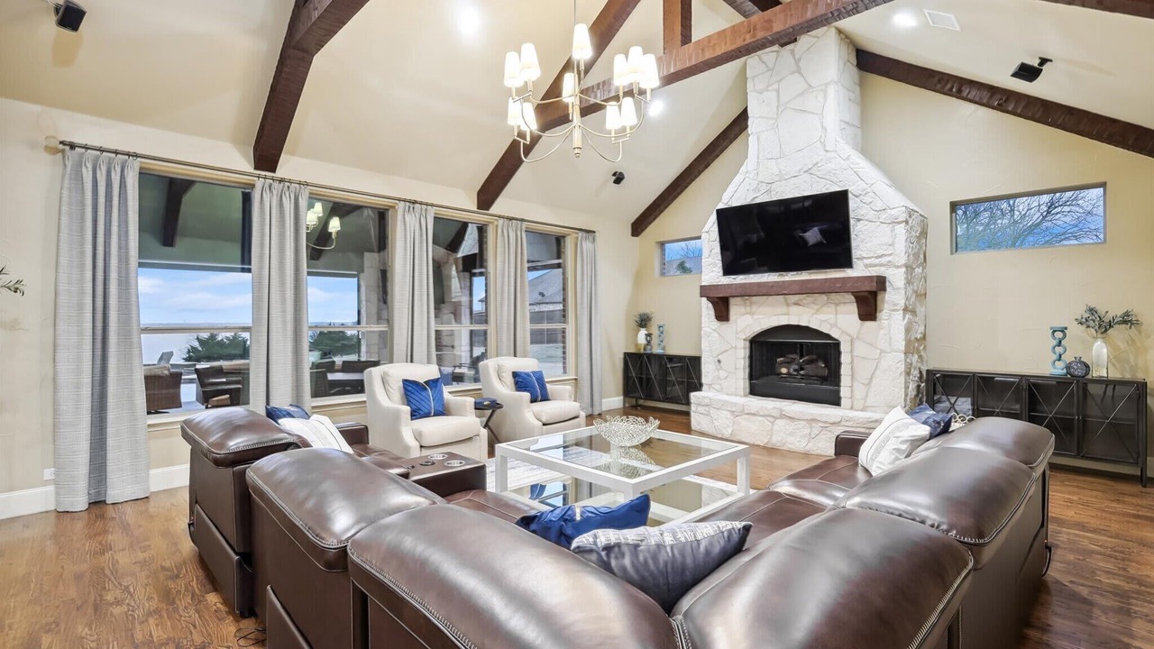 Photo of Livingroom in Wylie