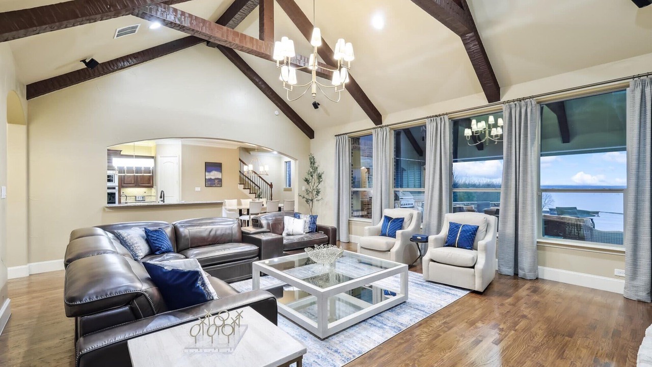 Photo of Livingroom in Wylie