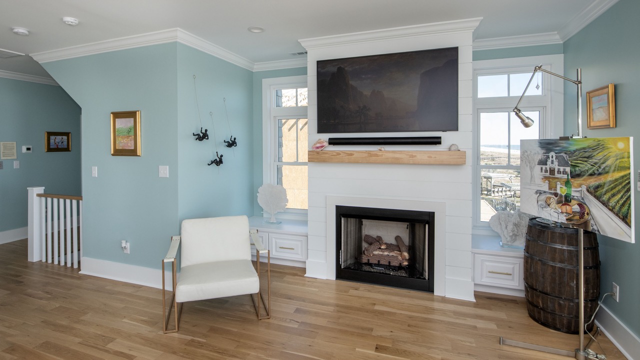 Photo of Livingroom in Atlantic Beach