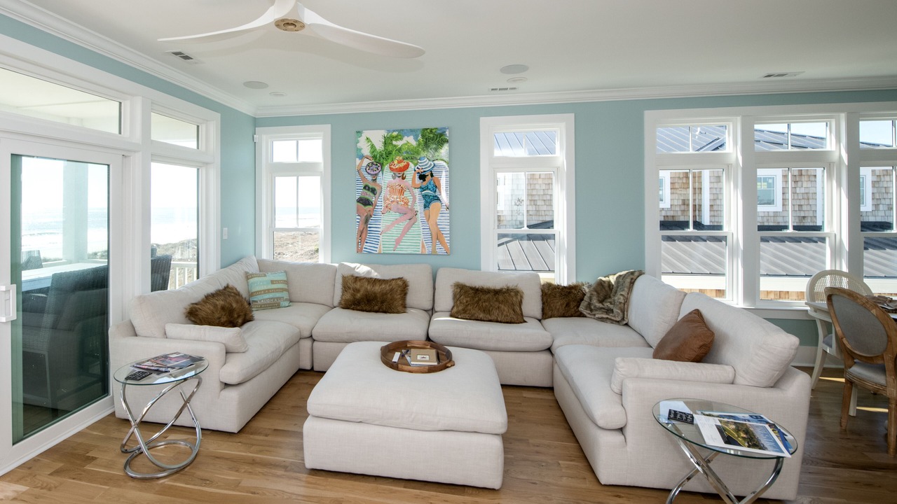 Photo of Livingroom in Atlantic Beach
