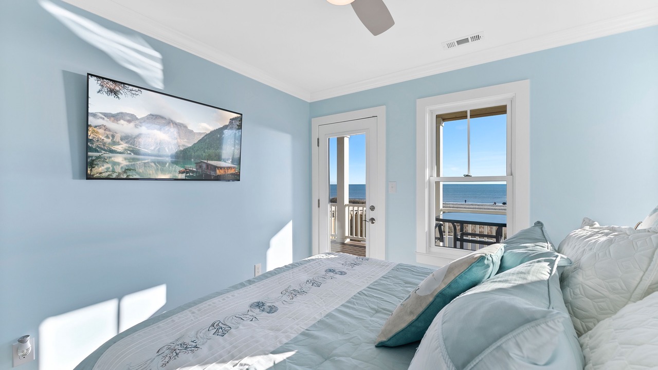 Photo of Bedroom in Atlantic Beach