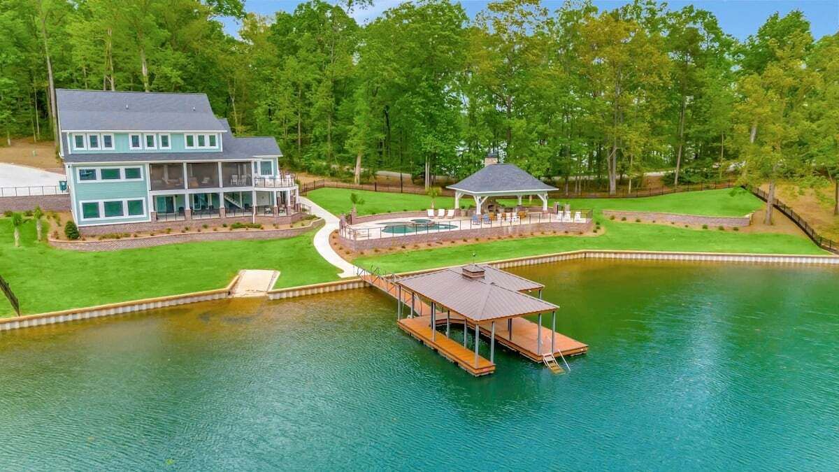 Photo of Outdoor in Seneca