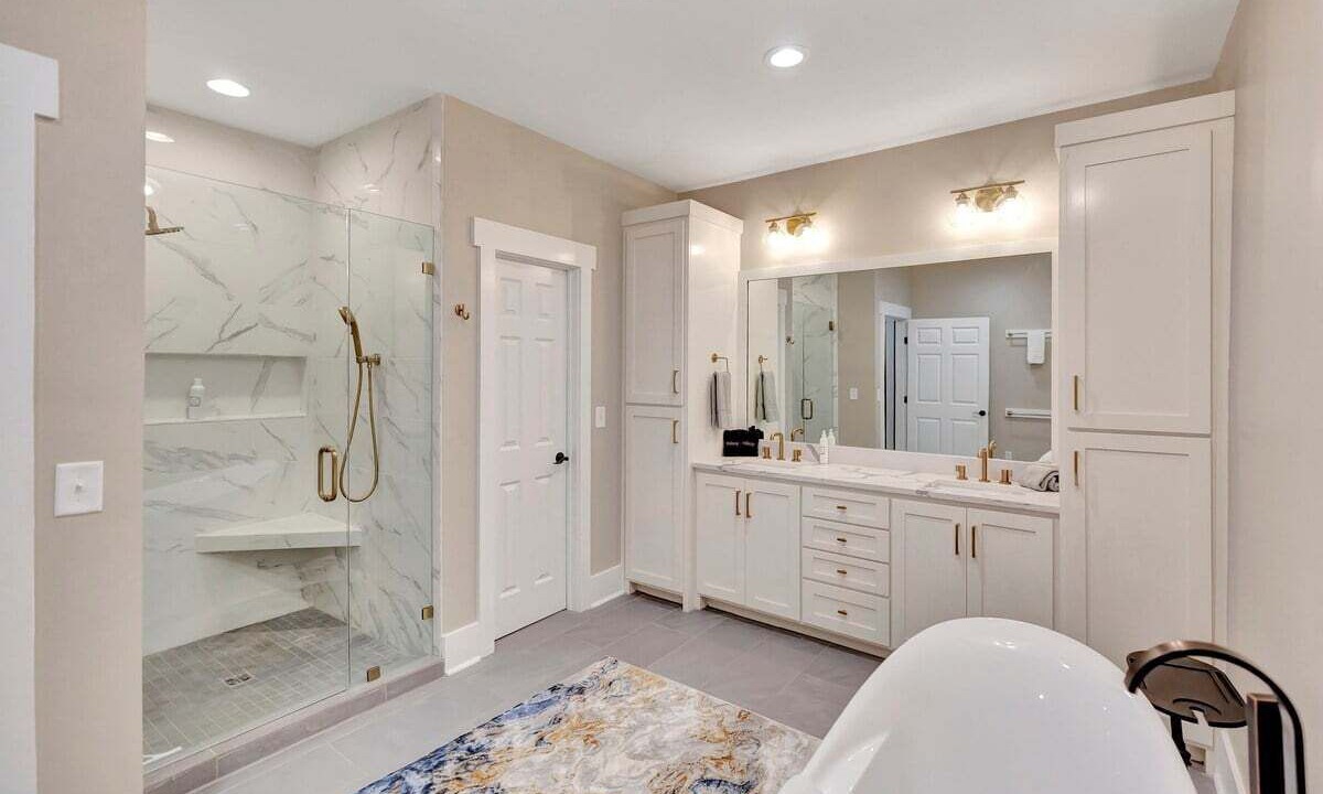 Photo of Bathroom in Seneca
