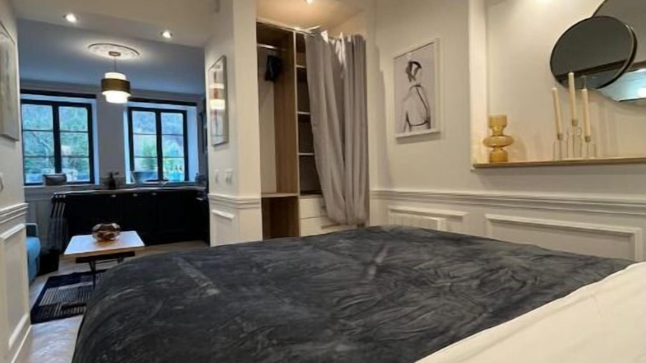 Photo of Bedroom in Jouars-Pontchartrain