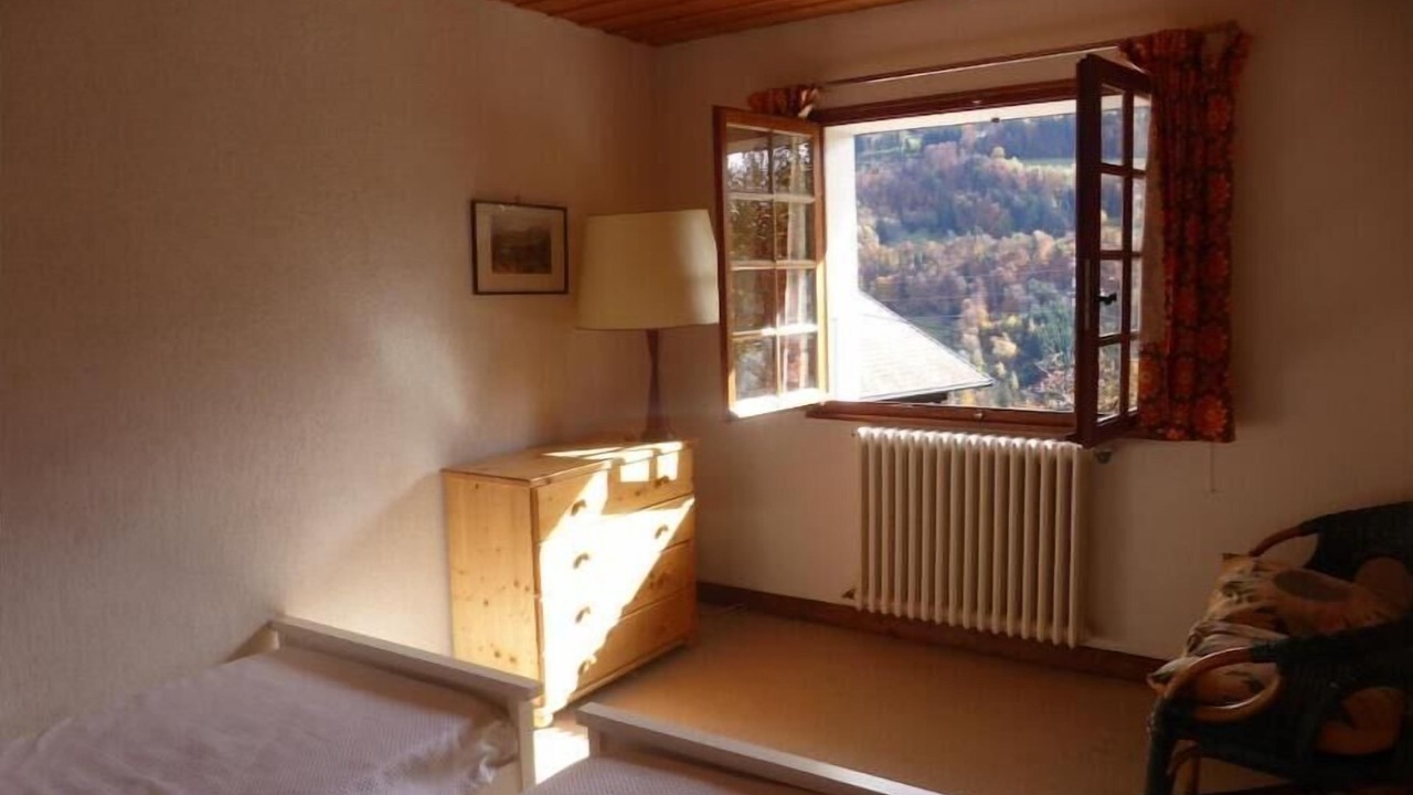 Photo of Bedroom in Thones