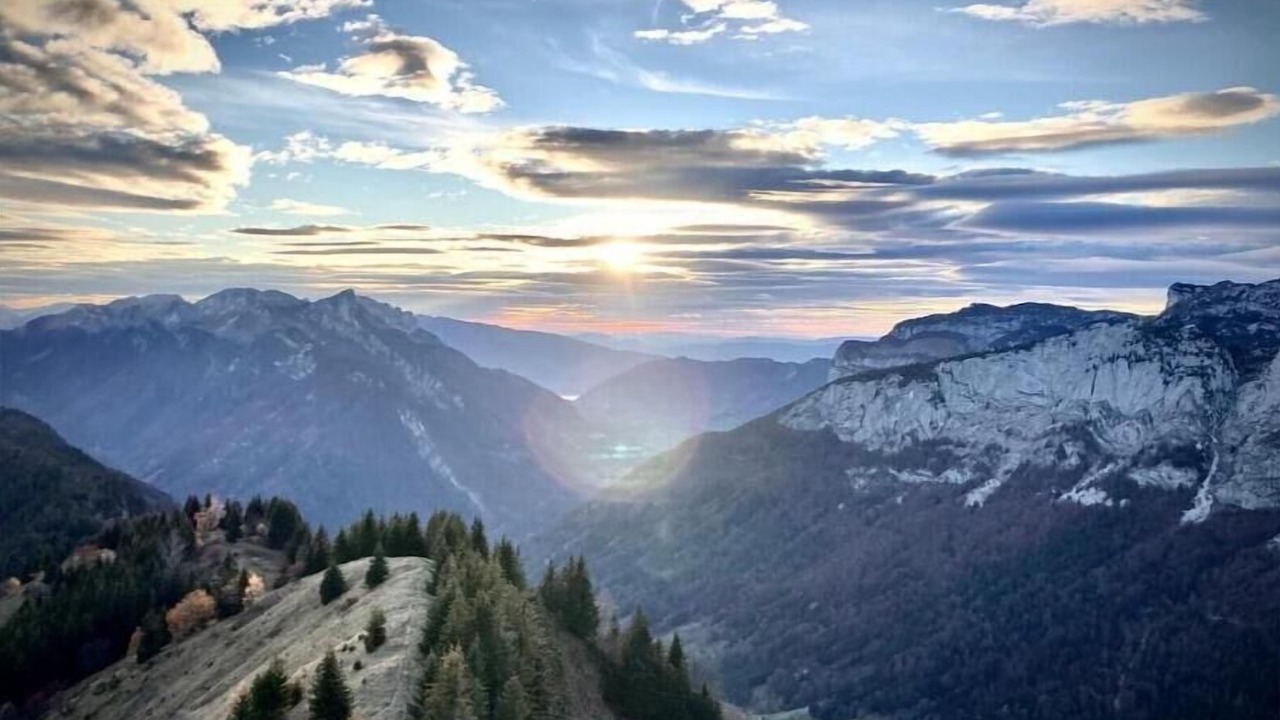 Photo of Outdoor in Thones